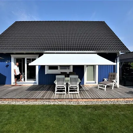 Nyaraló Ferienhaus Blue House Blekendorf